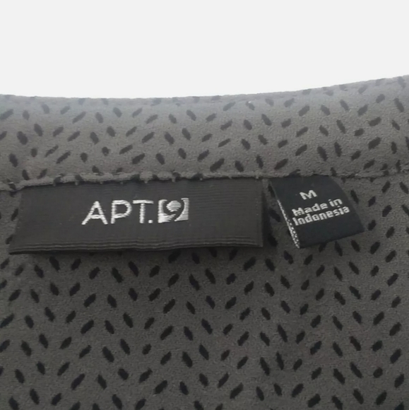 Women's Apt. 9 Roll Up Top Gray & Black Pattern M. - Picture 4 of 4